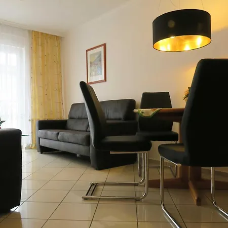 In - 50 M Vom Apartment Binz